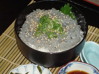 s_003w.jpg